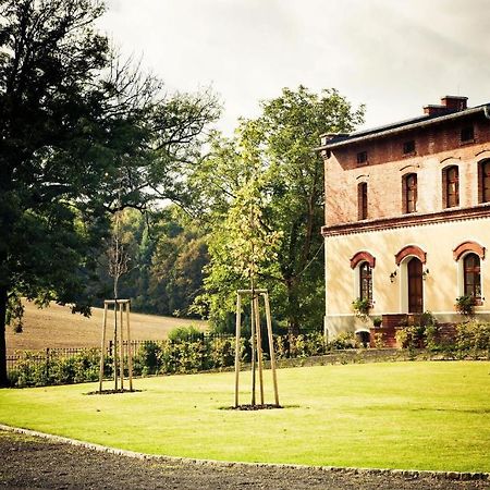 Pension Rothschilduv Dvur Vila Bělá Exterior foto